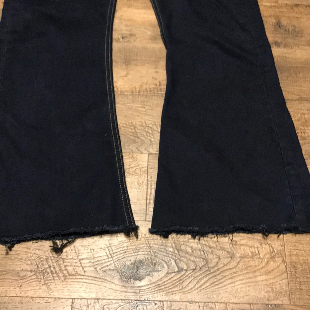 Rag & Bone Crop Raw Hem Flare Denim in Dune 26 - Picture 7 of 7